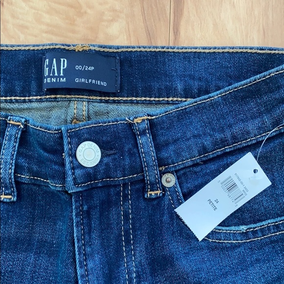 Gap Denim mid raise girlfriend woman’s jeans - Picture 7 of 9